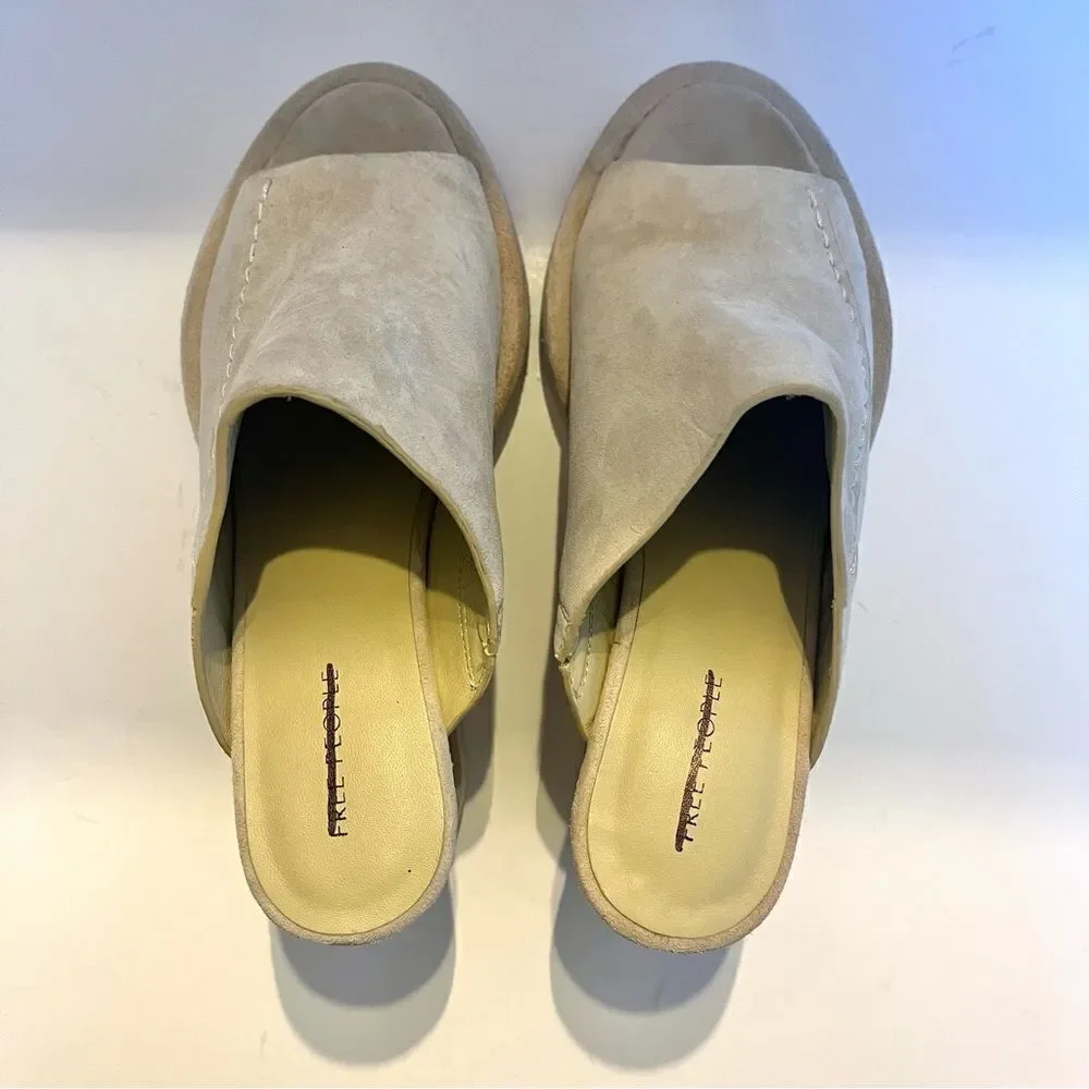 Free People Running In Wedges Suede‎ Platform Sandals in Cafe Tan NIB size 7.5
